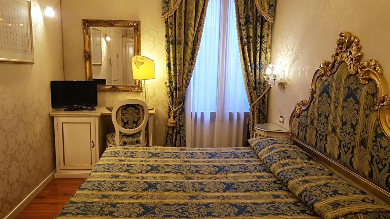 Casa Pisani Canal Венеция Екстериор снимка